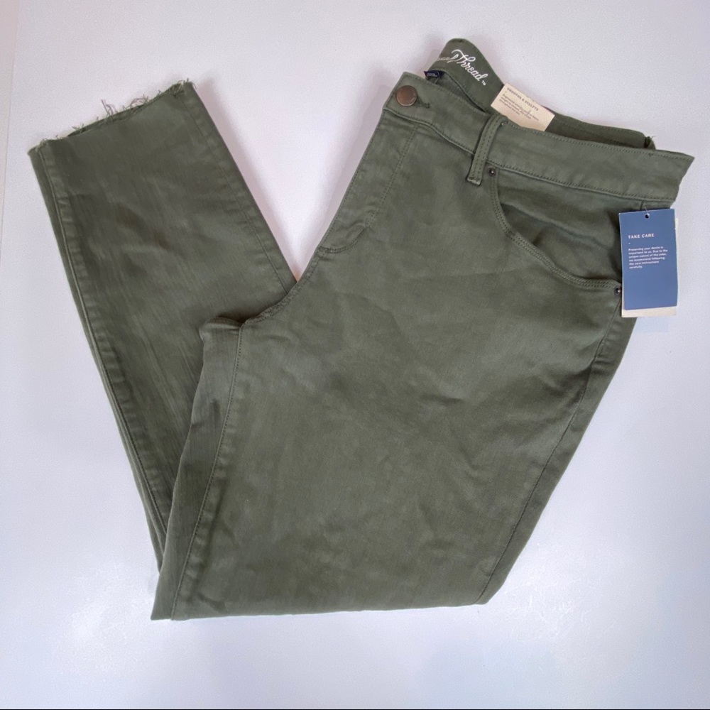 NWT Sz 20W Universal Thread green jeggings